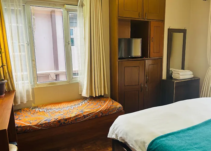 Mums & Apartment-a Real Experience Homestay Kathmandu